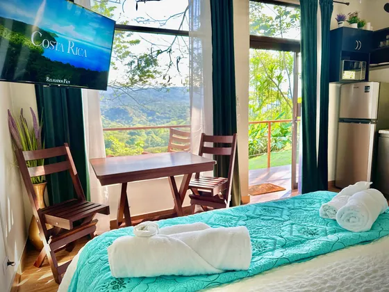 The Tiny House Honeymoon Suite at Bella Vista Private Resort in Costa Rica — photo 4